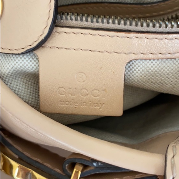 Gucci Leather Tote - Picture 5 of 16